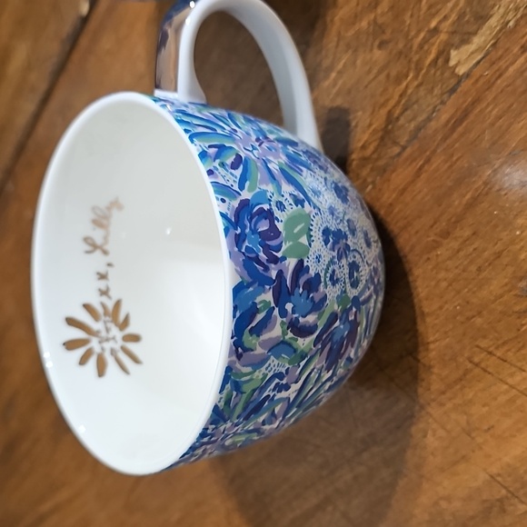 Lilly Pulitzer Mugs - Picture 3 of 10